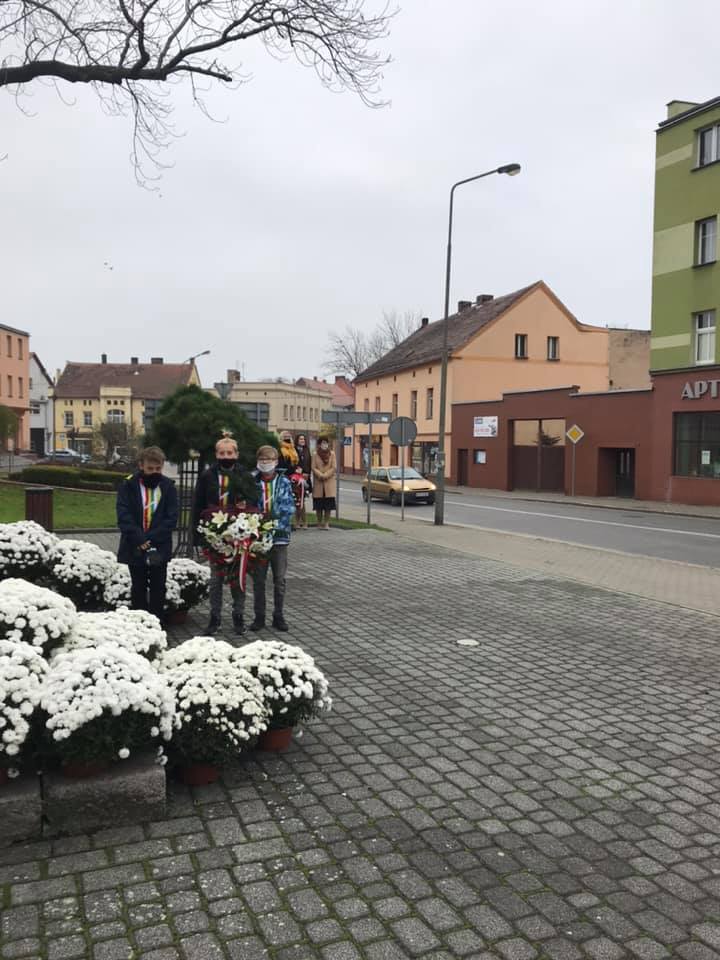 11 listopada w Głogówku złożenie kwiatów