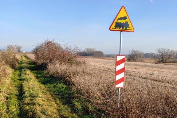 Obrazy - przejazd kolejowy